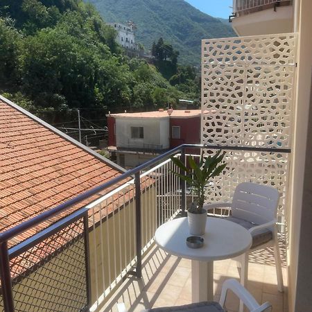 Central Apartment Castellammare di Stabia Exterior photo